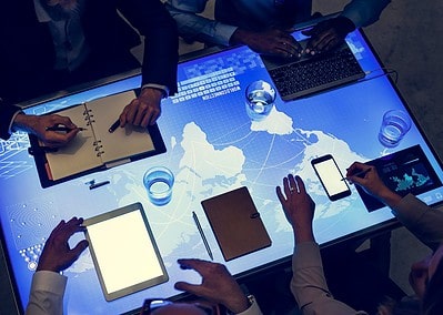 Microlab Thinking e a Evolução Demográfica e os Aspectos Relacionados com o Futuro